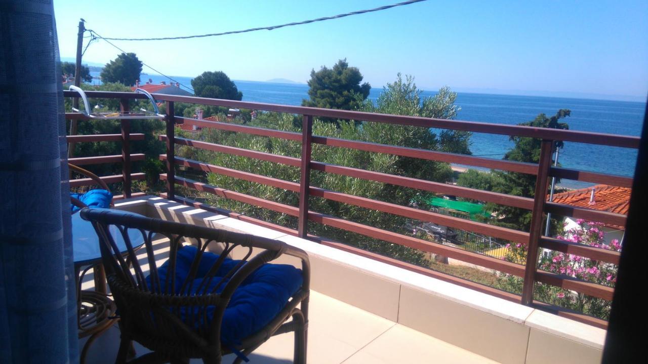Maisonette Close To The Beach Нікіті Екстер'єр фото